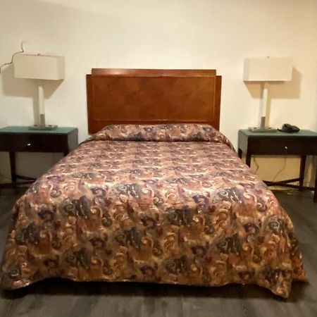 Golden Kent Motel 외부 사진