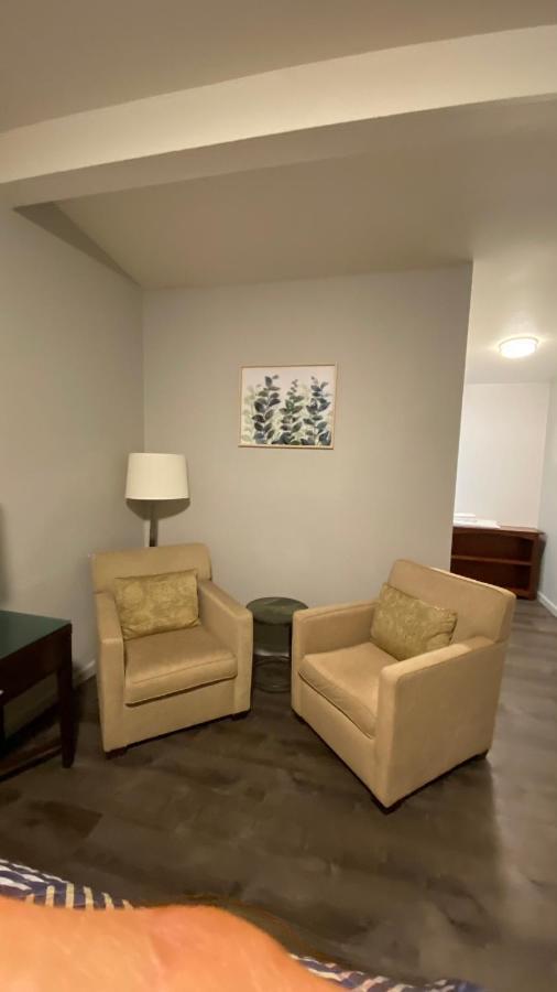 Golden Kent Motel 외부 사진