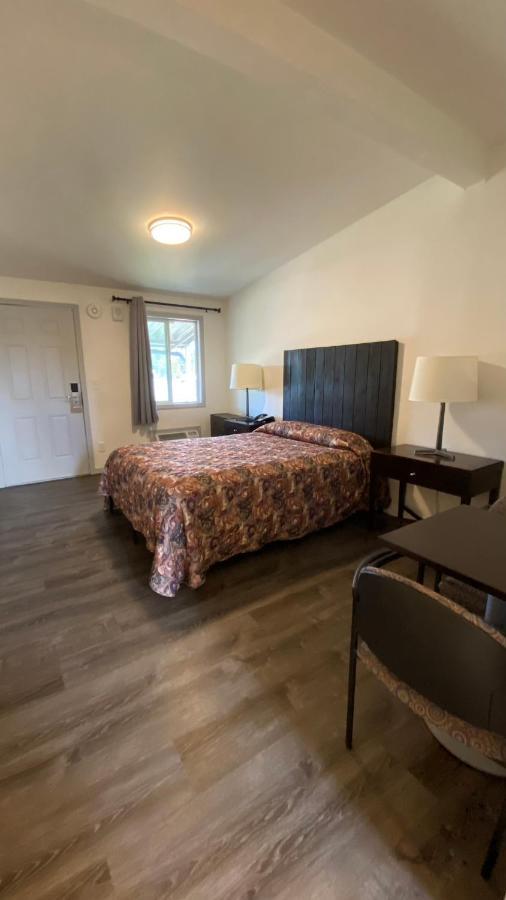 Golden Kent Motel 외부 사진